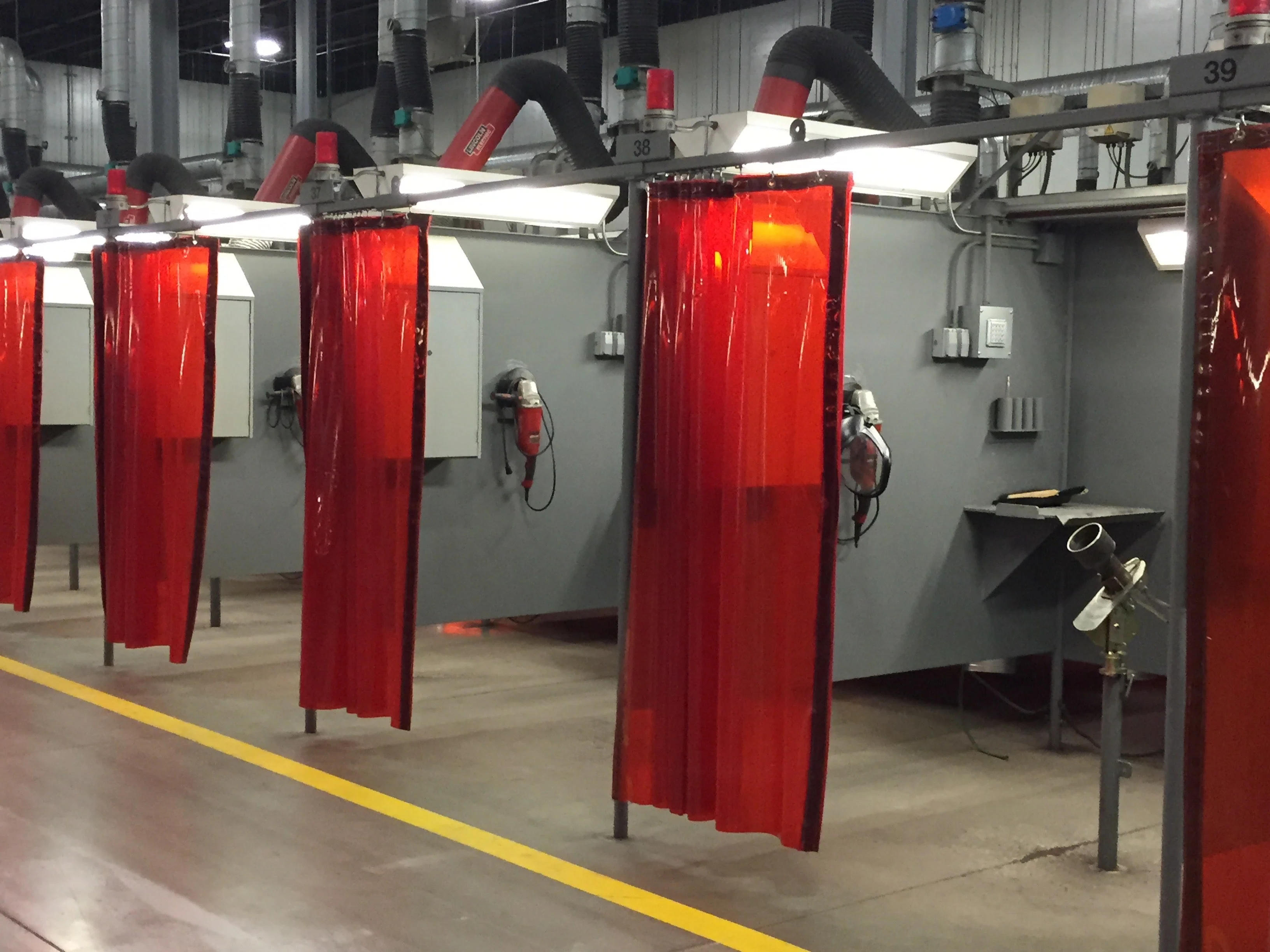 Hanging Welding Curtains - Image 3